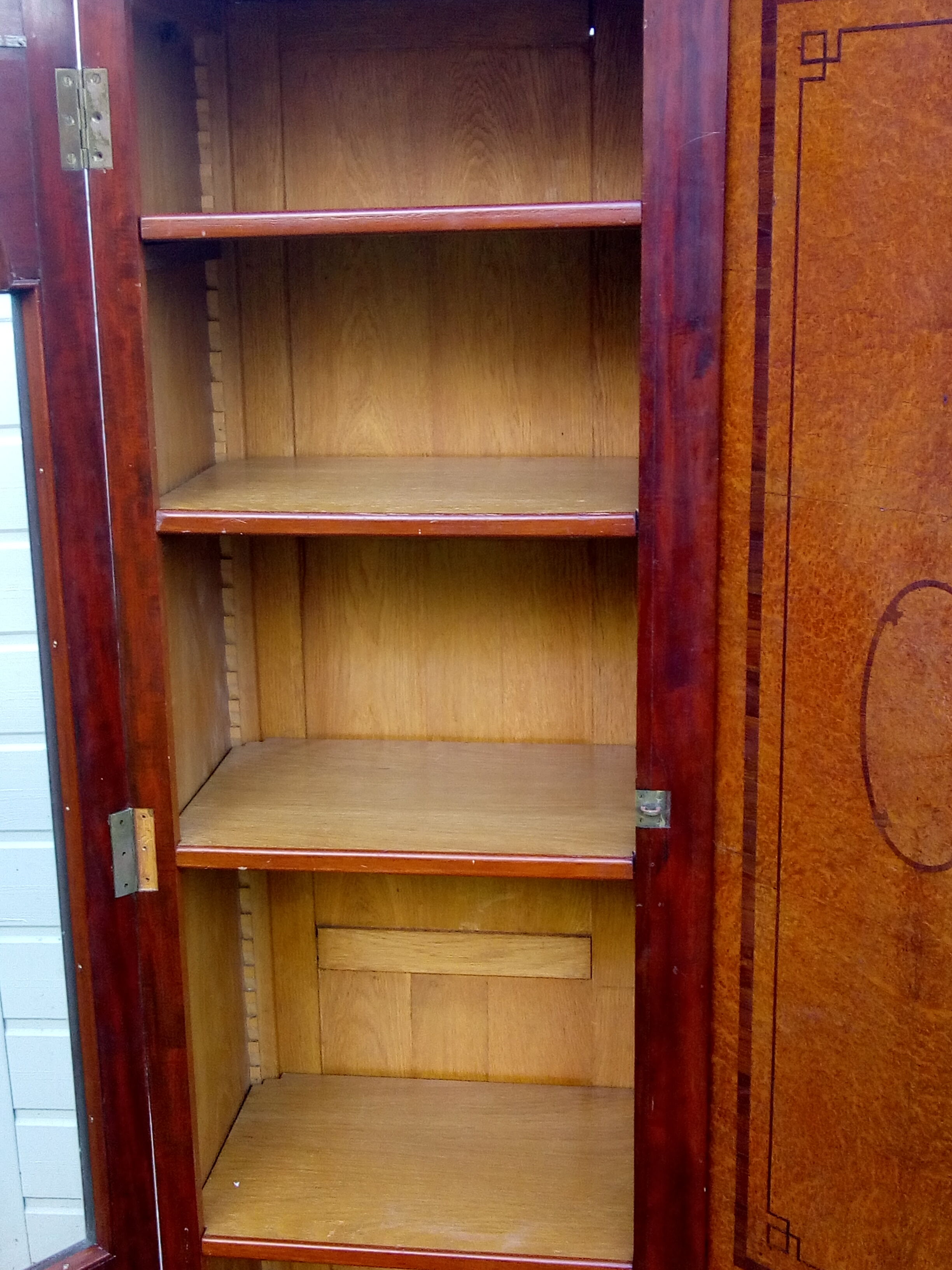 Bibliothéque vitrée 1920