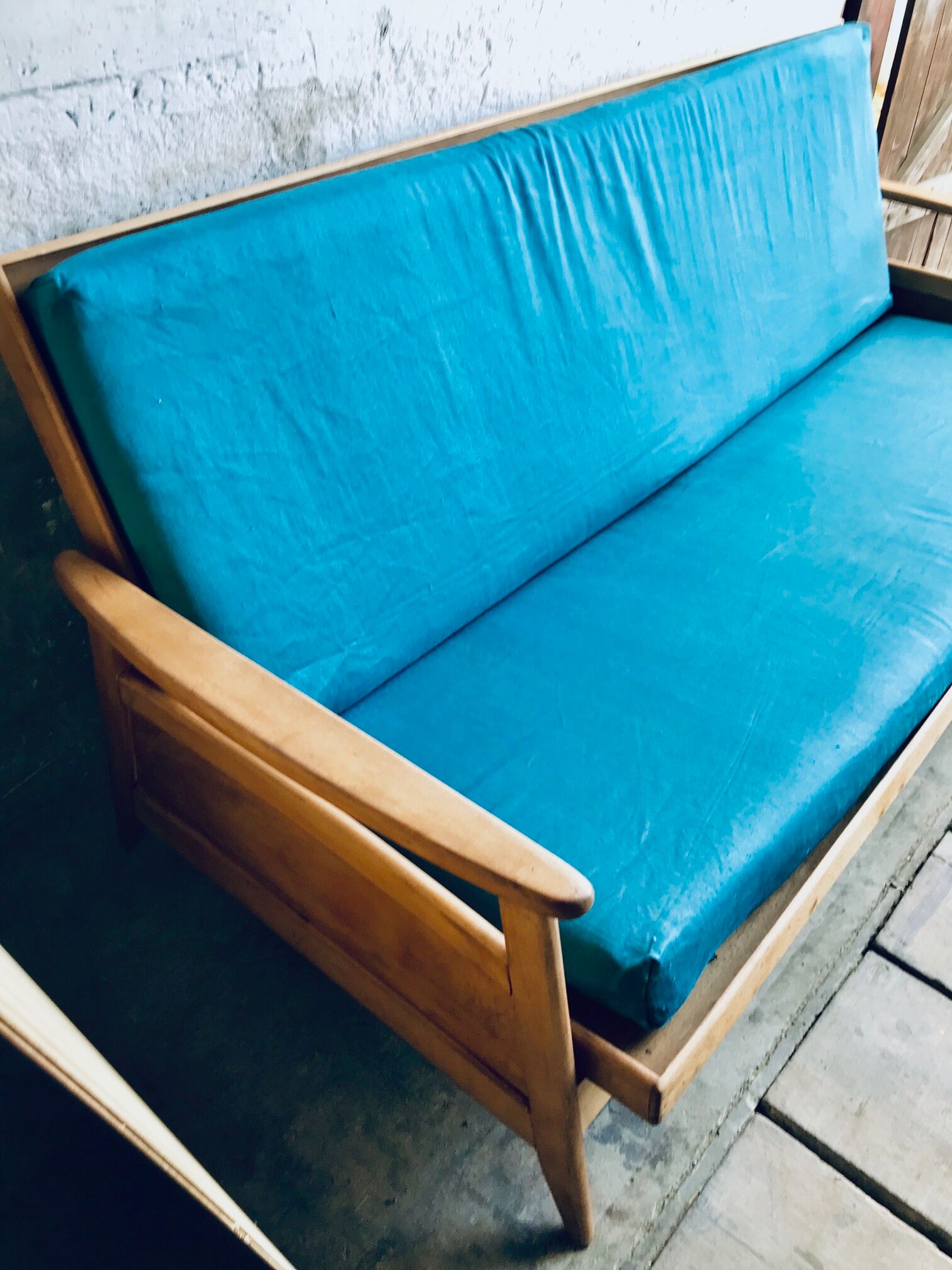 Convertible sofa compass feet