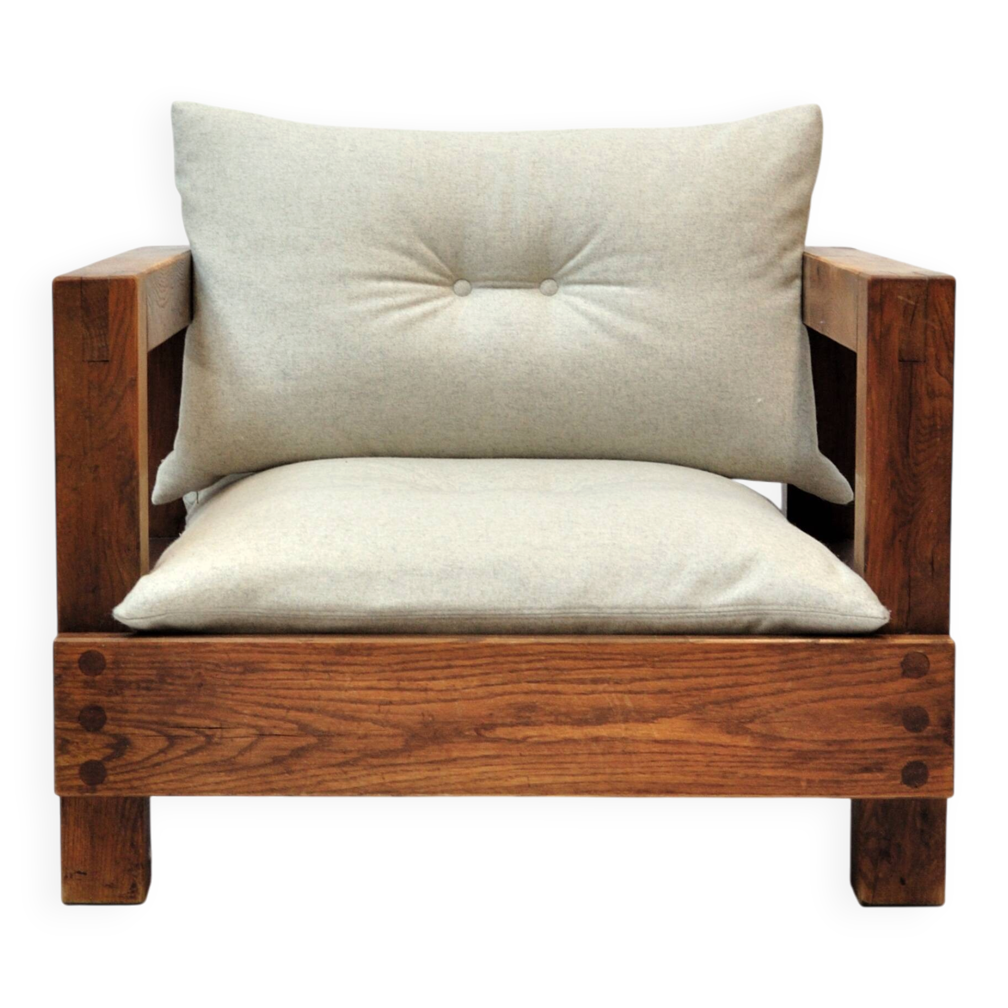 Fauteuil en chêne massif — reconstruit en 100 % laine vierge