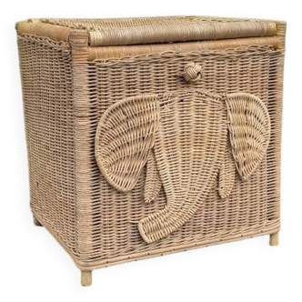 Vintage rattan chest