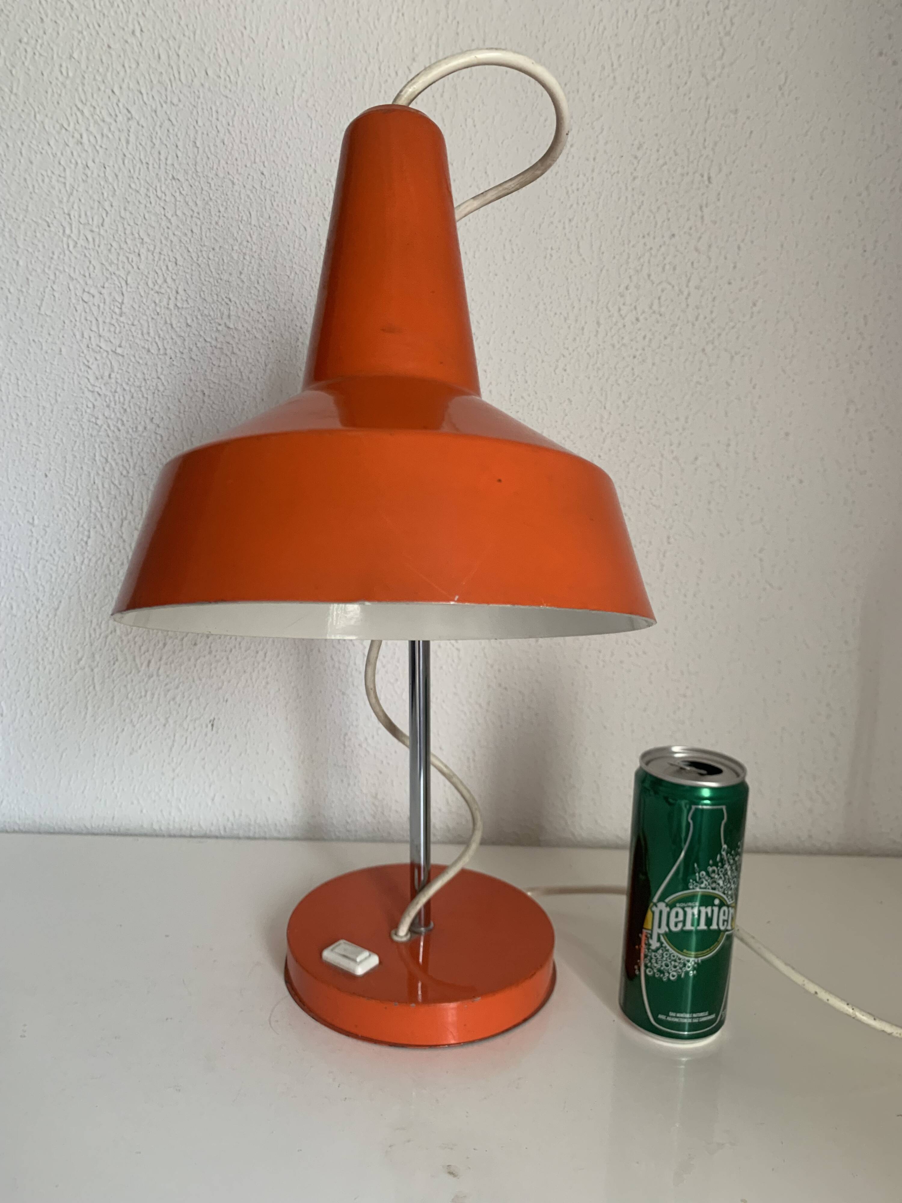 Lampe vintage 1960 Monteuse Delmas bureau orange carotte  - 44 cm