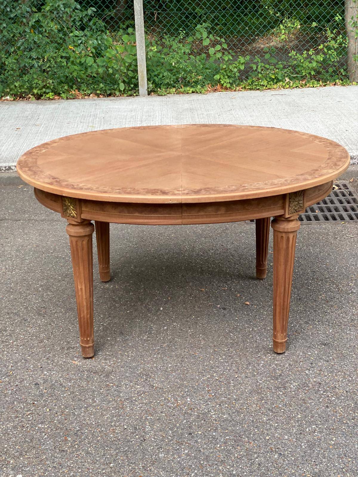 Table de salle à manger ronde extensible signée Jansen Paris 1930