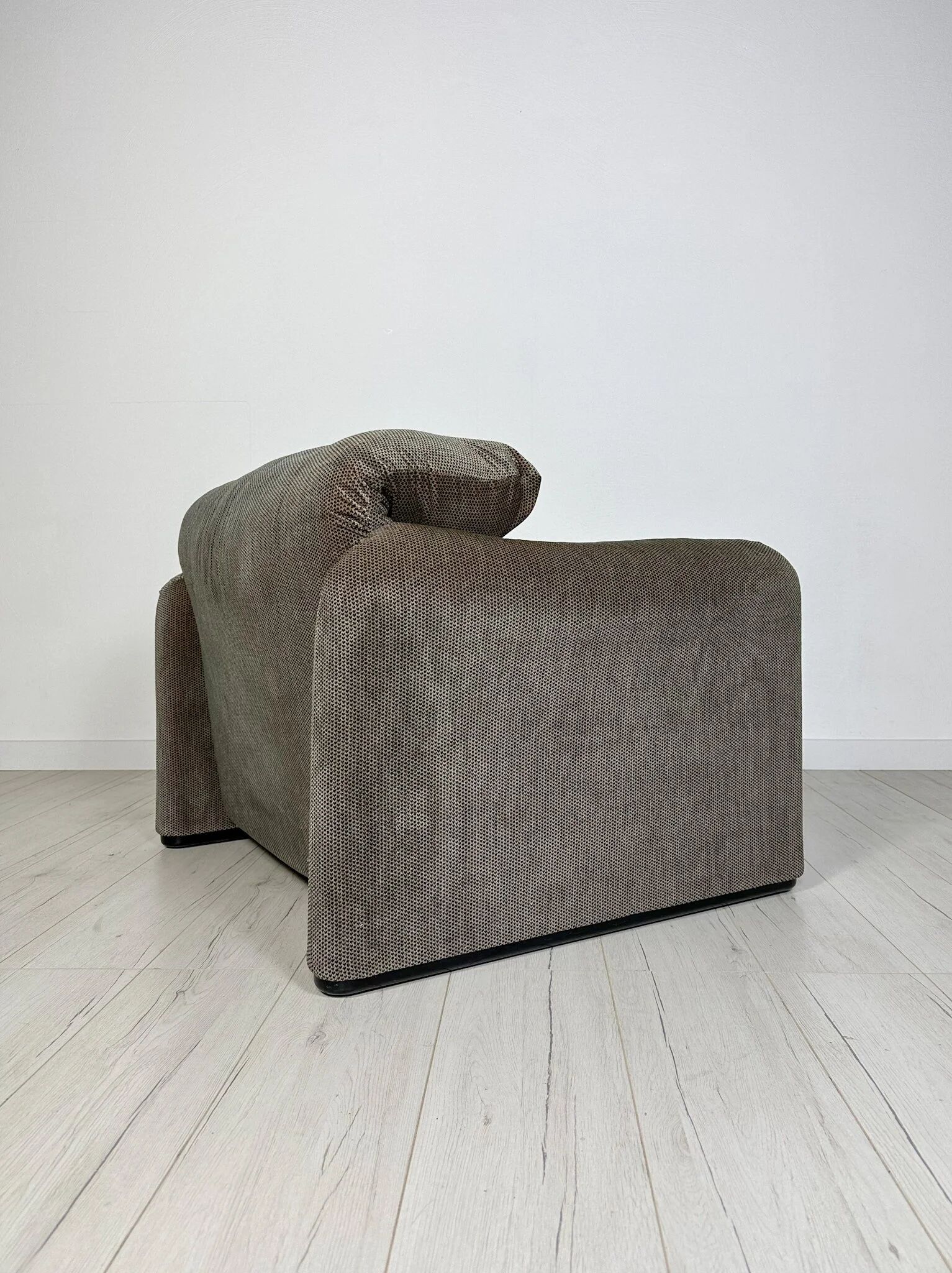 Fauteuil lounge Maralunga vintage des années 1970 par Vico Magistretti pour Cassina