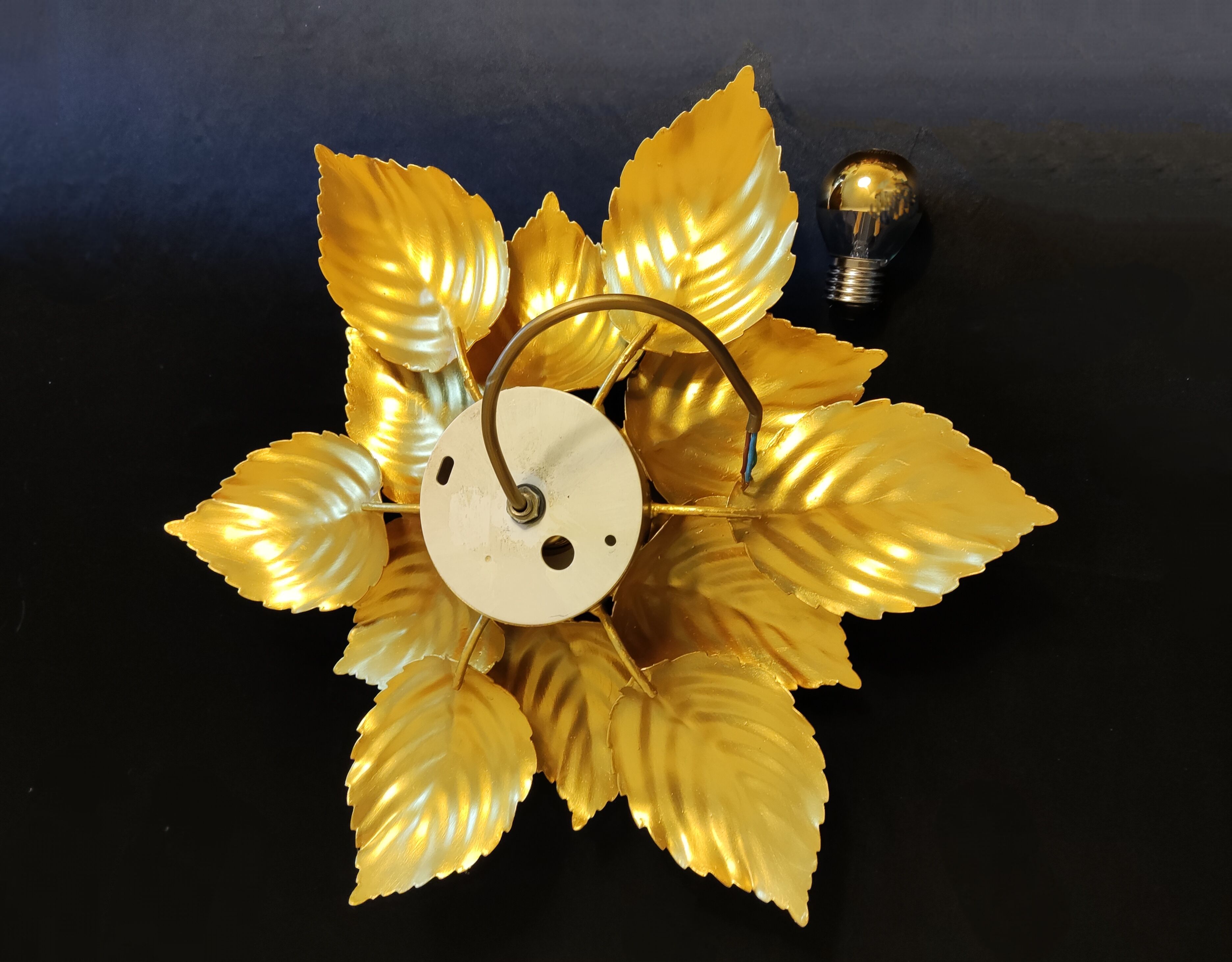 Applique feuilles dorée