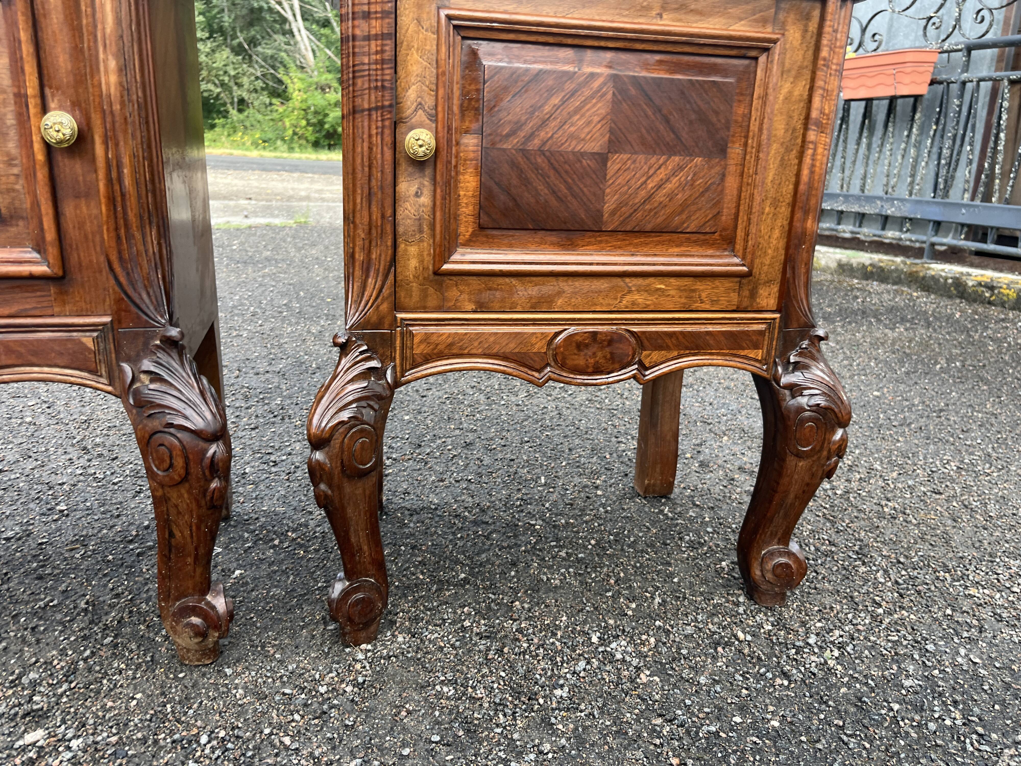 Pair of Louis XV style bedside tables with marquetry veneer, marble top, f