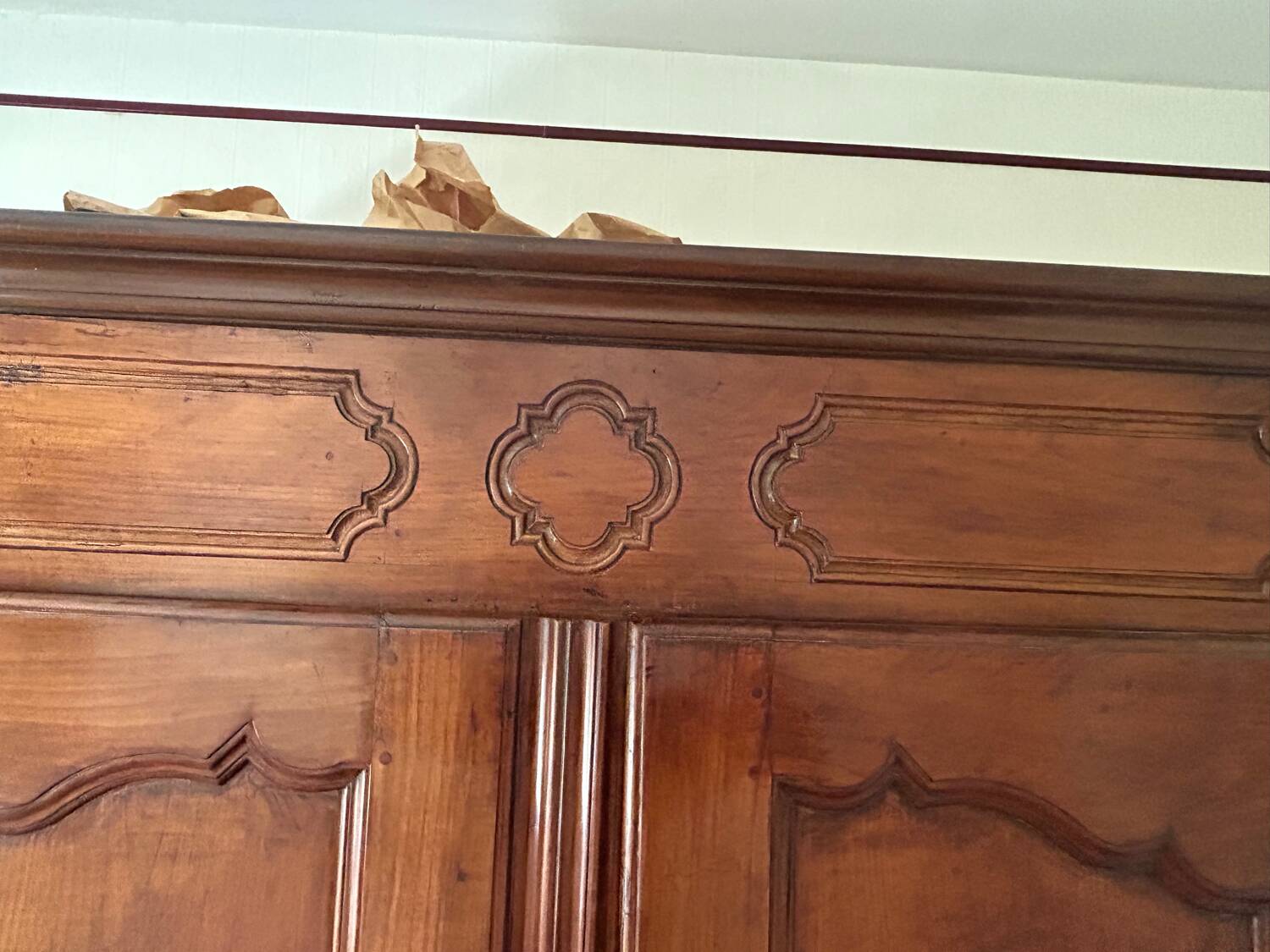 Louis XV style wardrobe - very good condition