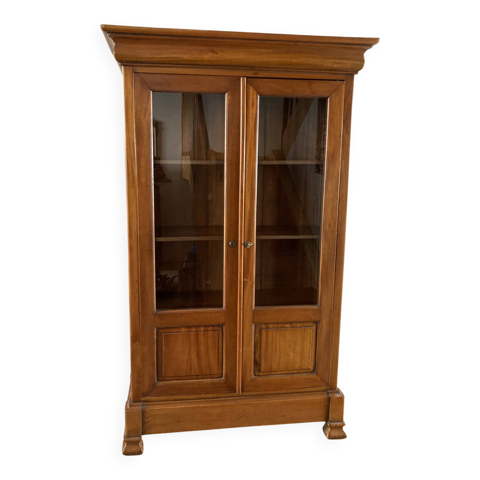 Showcase library in solid wood