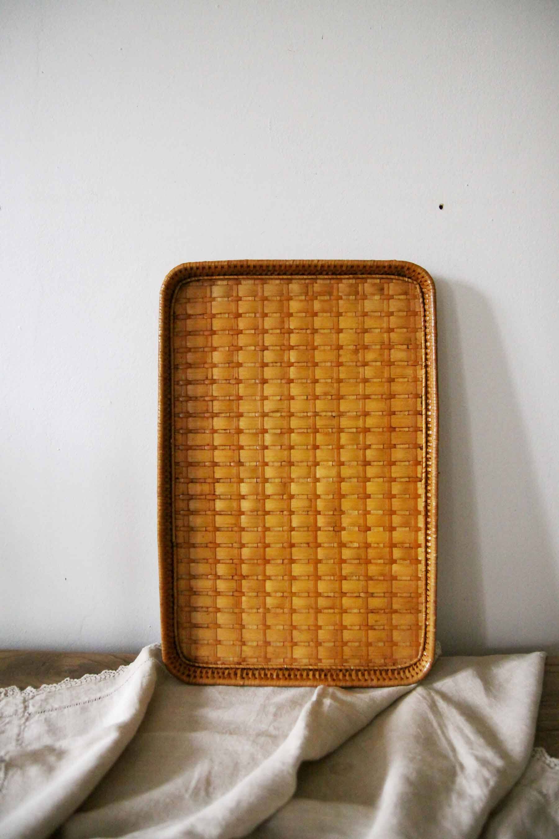 Vintage wicker tray