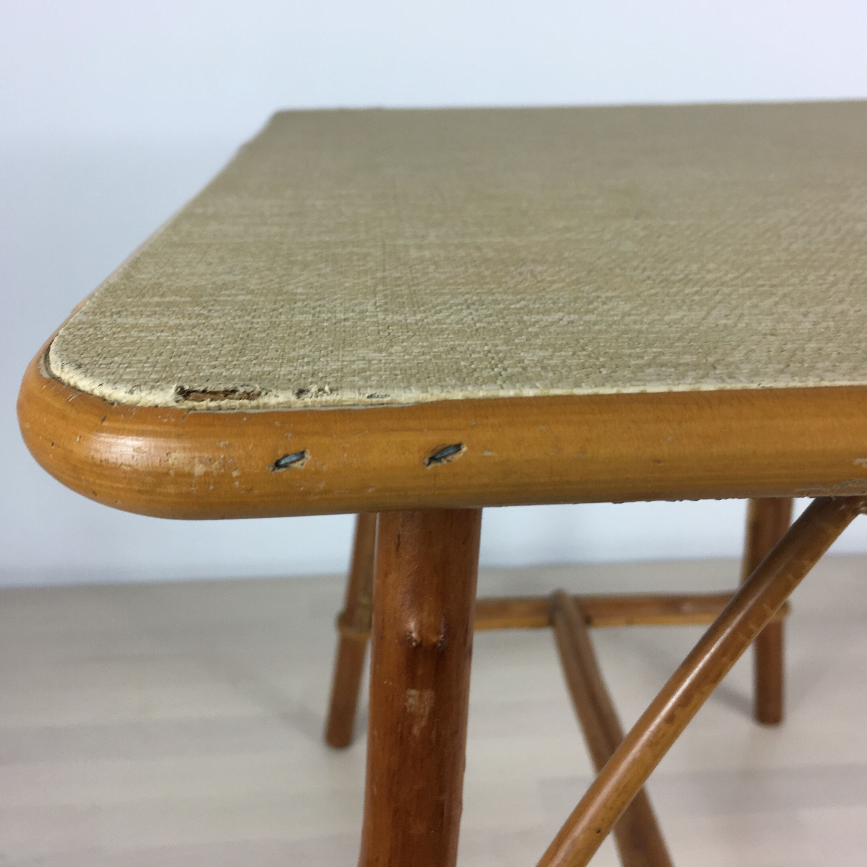 Table basse en rotin et osier