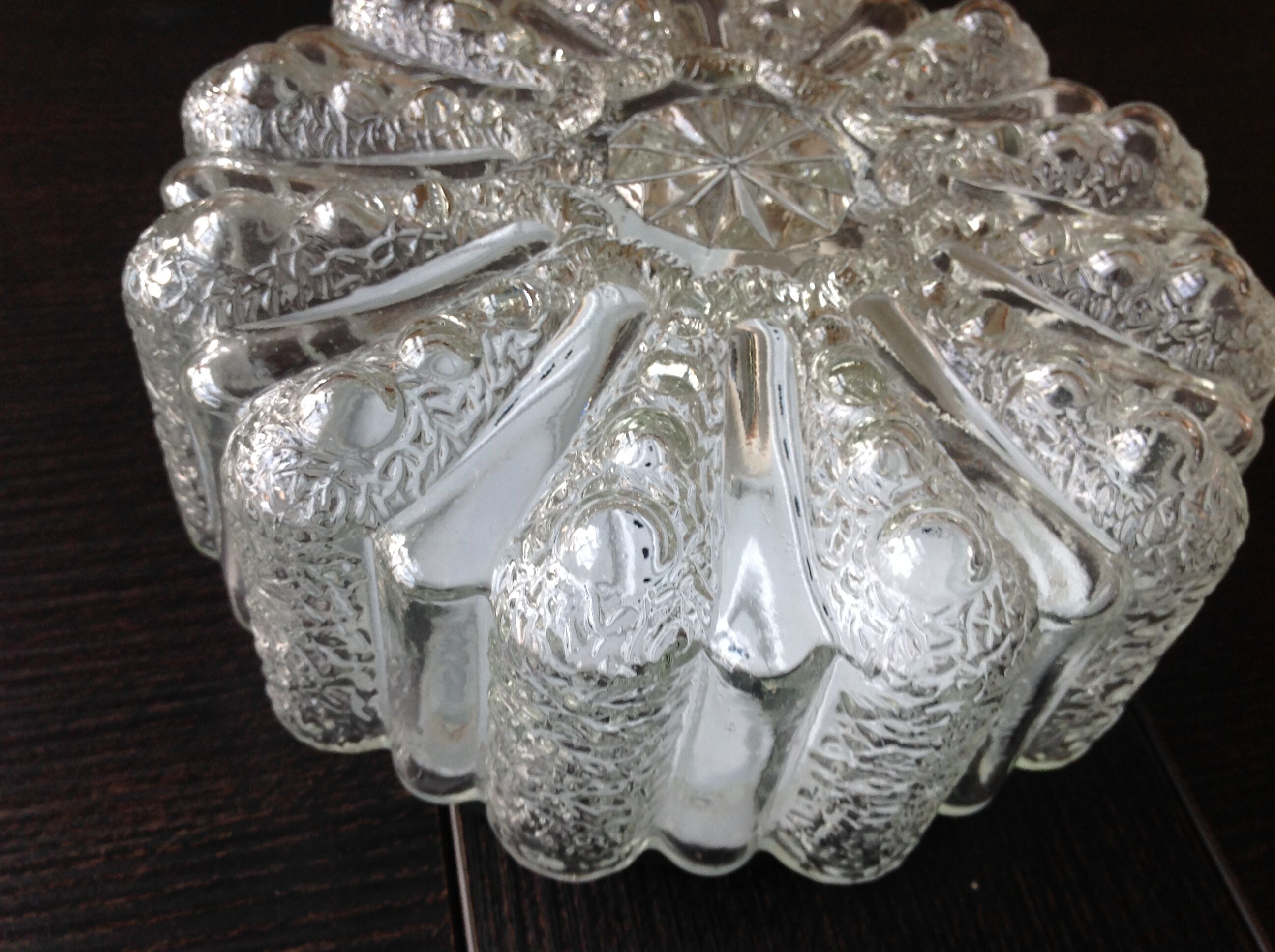 Round ceiling lamp in bubbled glass / vintage 60s-70s