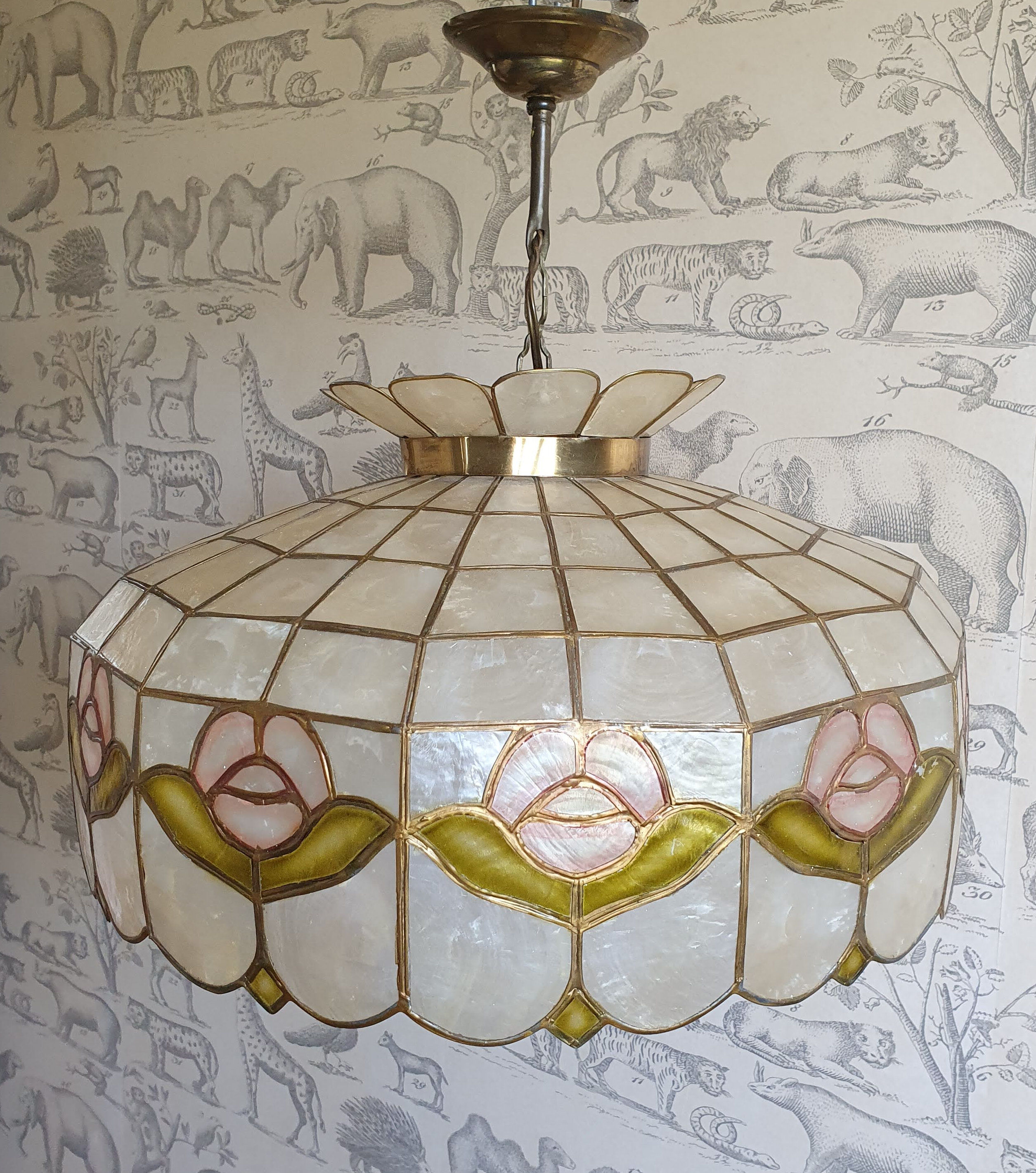 Vintage mother-of-pearl pendant lamp