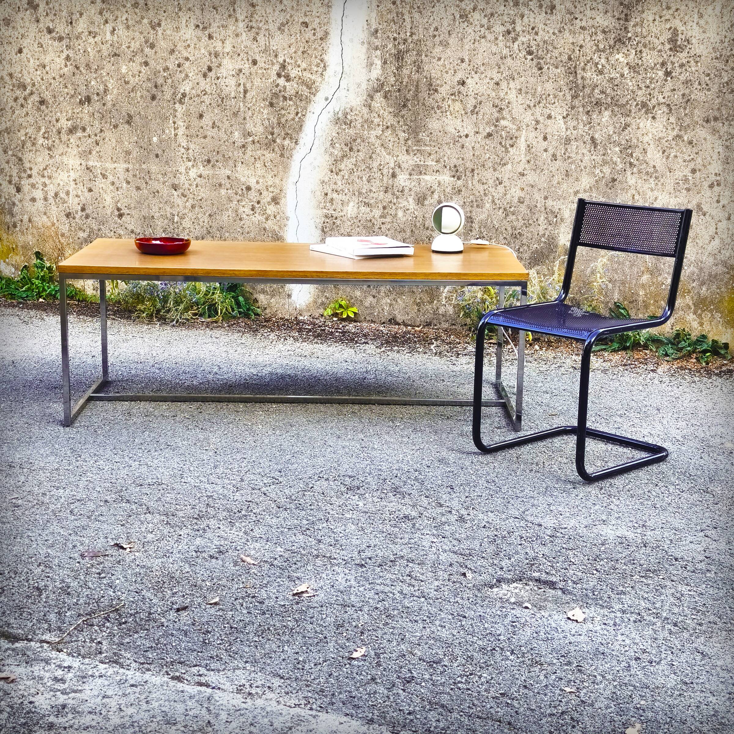 XXL coffee table in oak and chrome steel