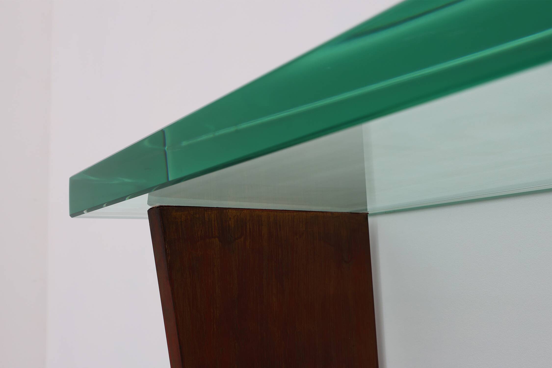 Console sculpturale Art Déco française avec plateau en verre, vers 1925