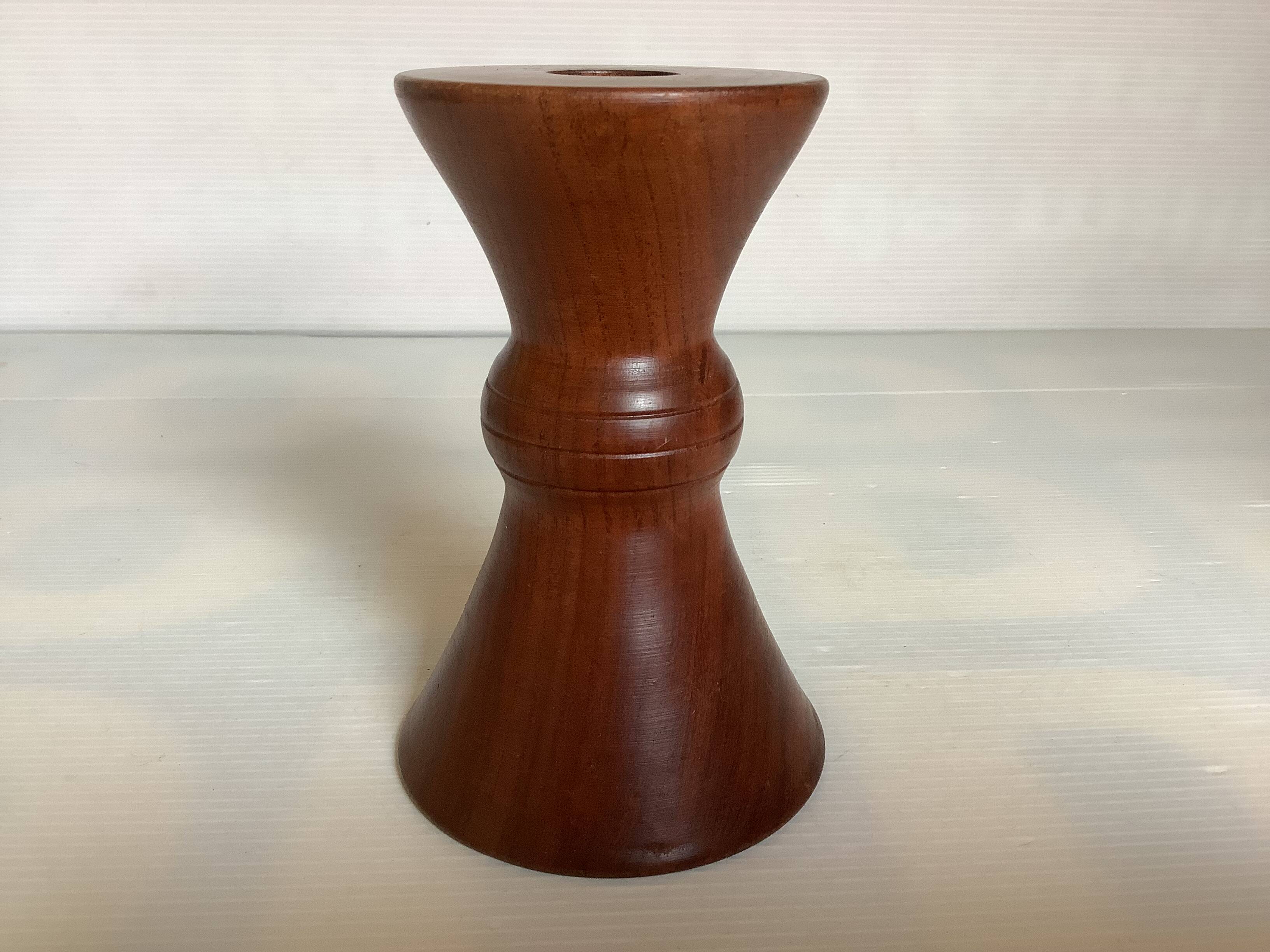 Wooden diabolo candle holder