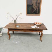 Table, drapière en noyer, XIXème s.