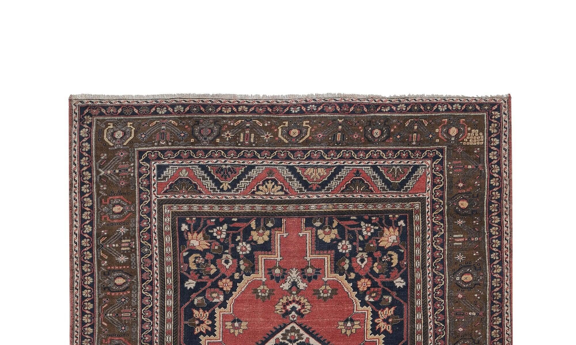 Vintage Turkish rug handmade 195x320 cm