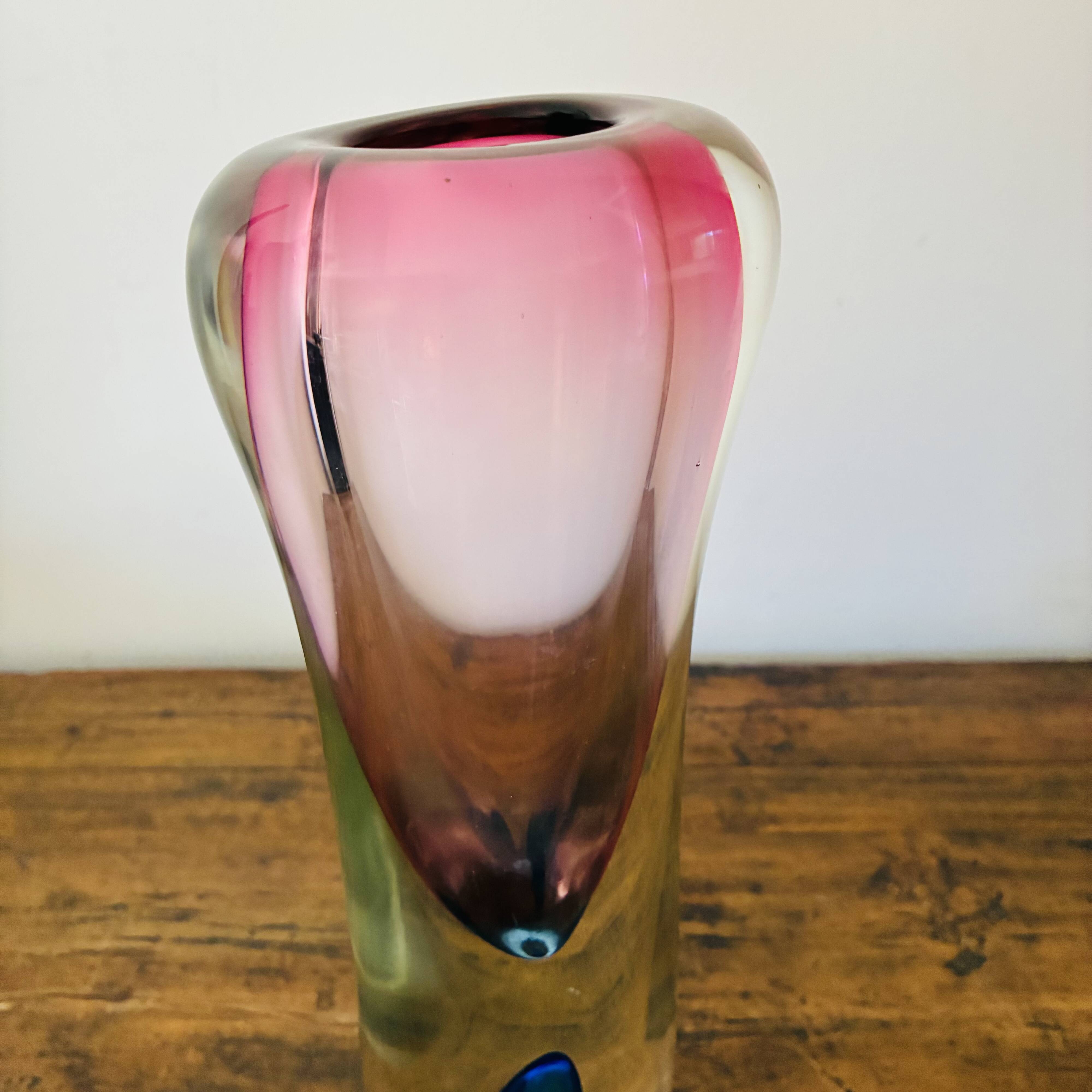 Vase en verre sommerso de Murano, années 1960, dans le style de Flavio Poli