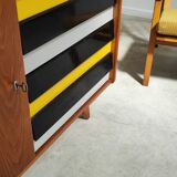 Buffet U458 jaune par Jiri Jiroutek pour Interier Praha 1960