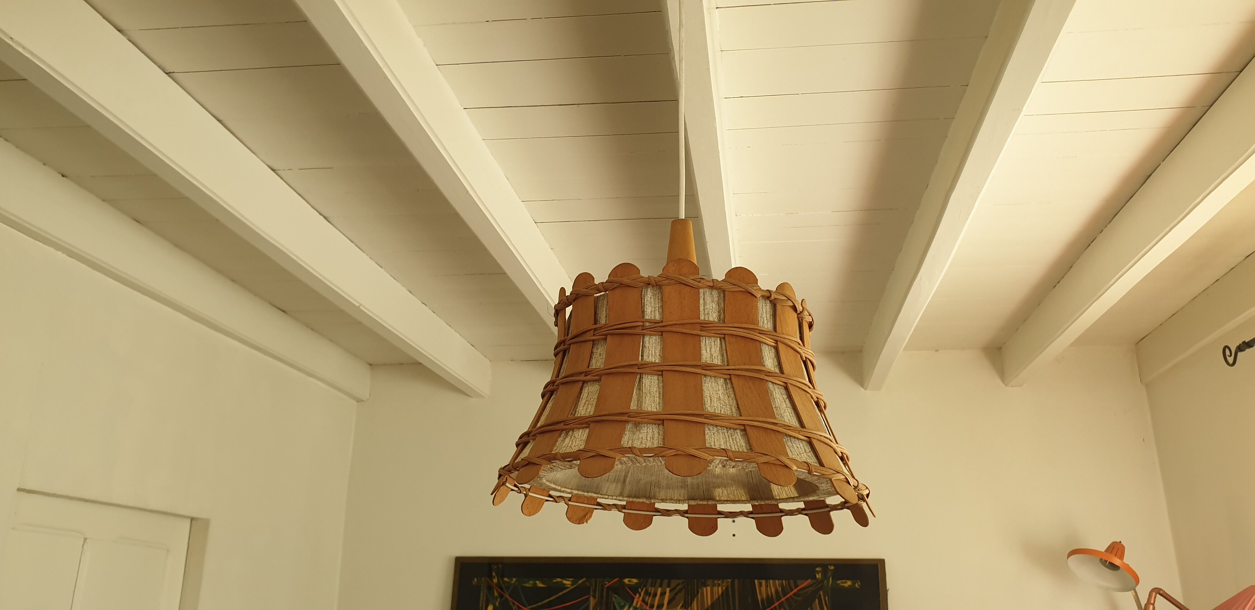 Rattan and wood suspension