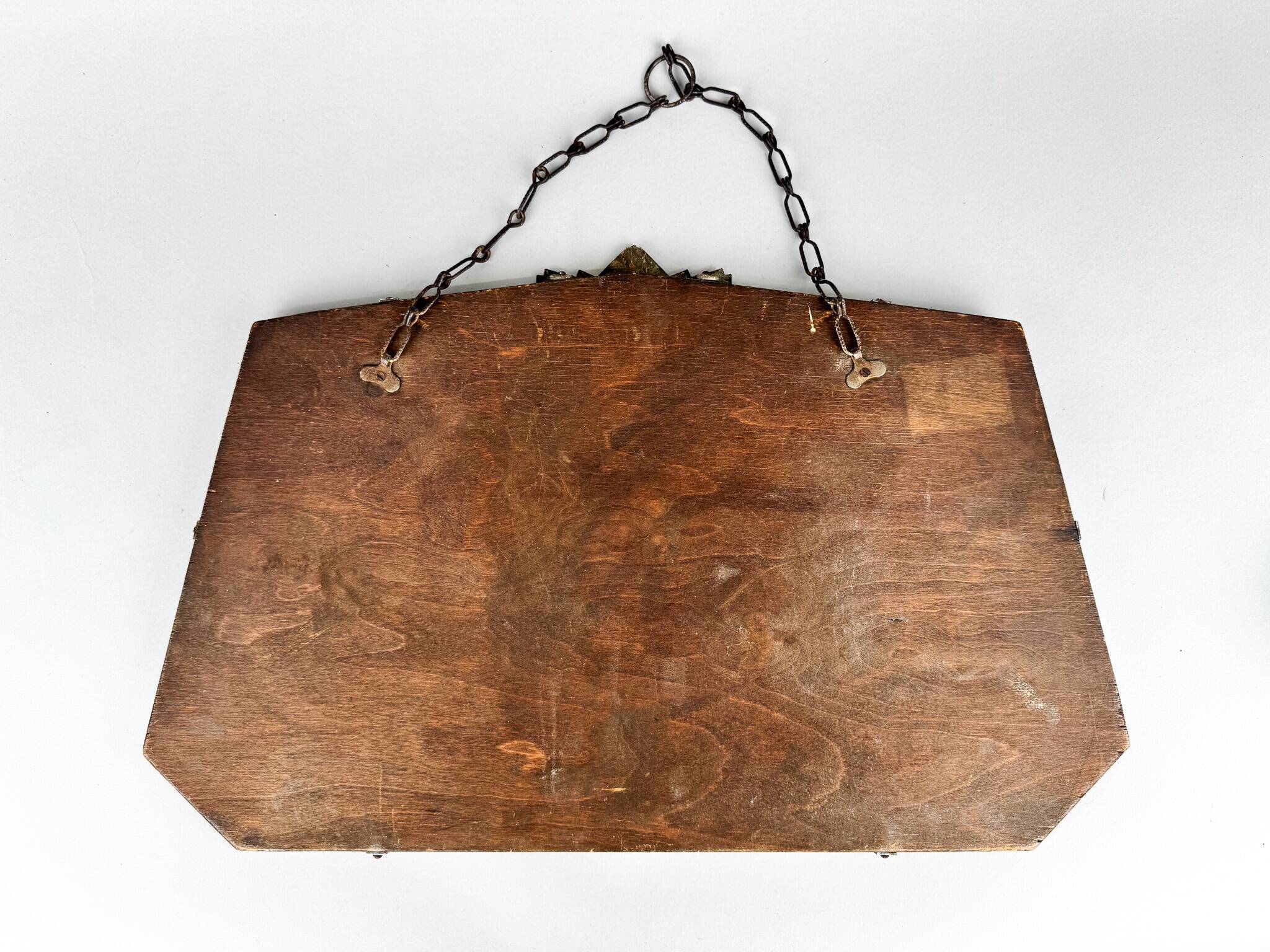 Miroir mural français des années 1950 avec garnitures chromées