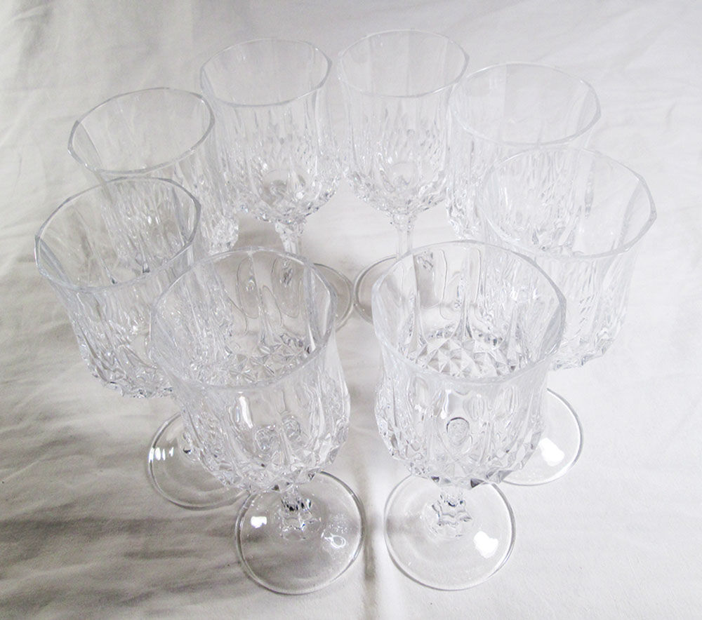8 verres à vin en cristal d'Arques