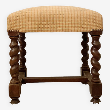 Stool with turned legs