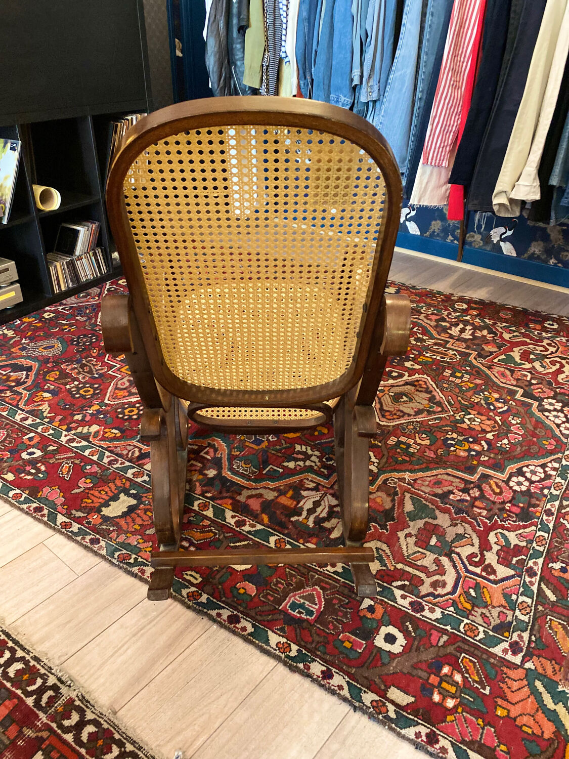 Rocking chair wood and vintage canning