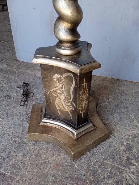 Silver carved wood floor lamp from the 1940s