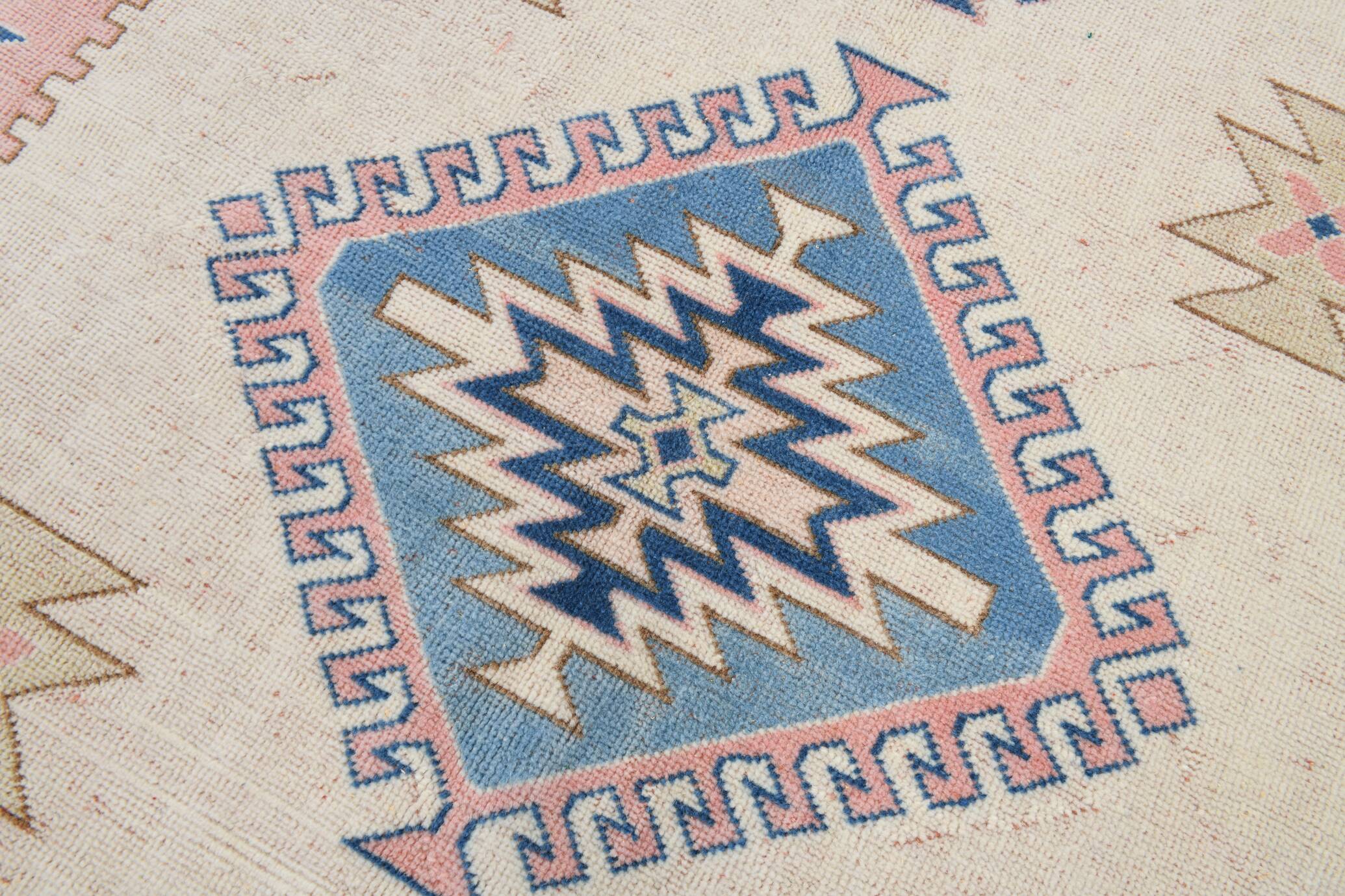 7x11 One Of A Kind Oushak Rug, 203x332Cm