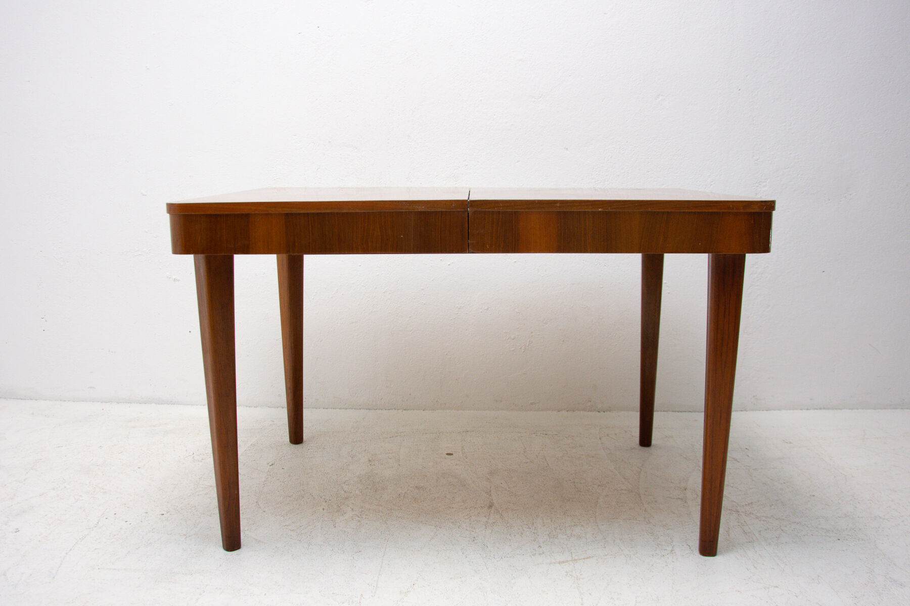 Adjustable dining table by Jindřich Halabala, 1950s