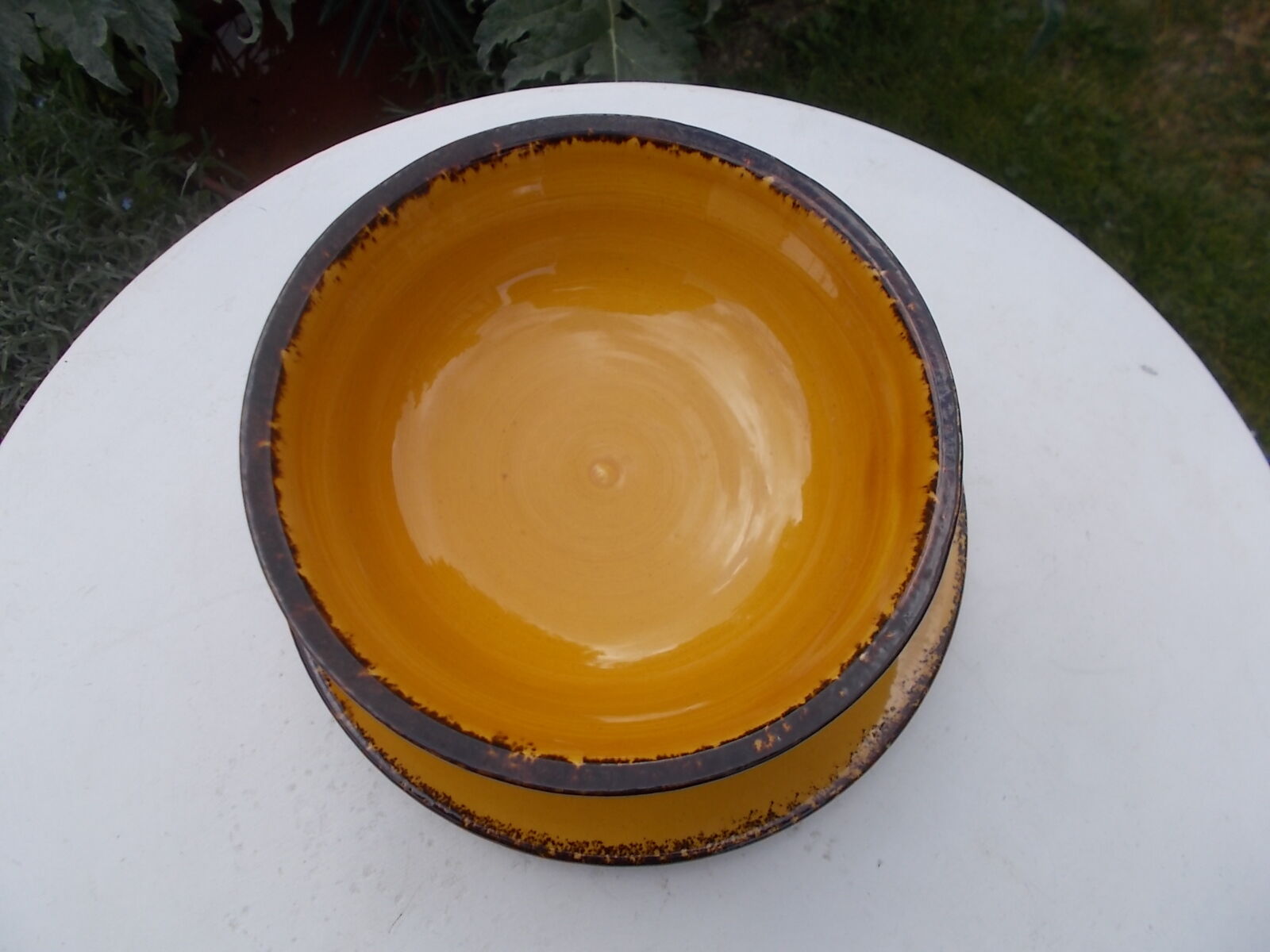 Flat dish and compote dish