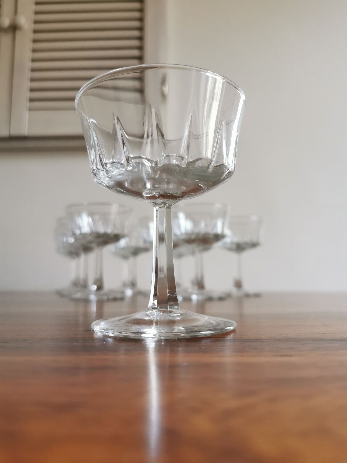 12 vintage champagne glasses