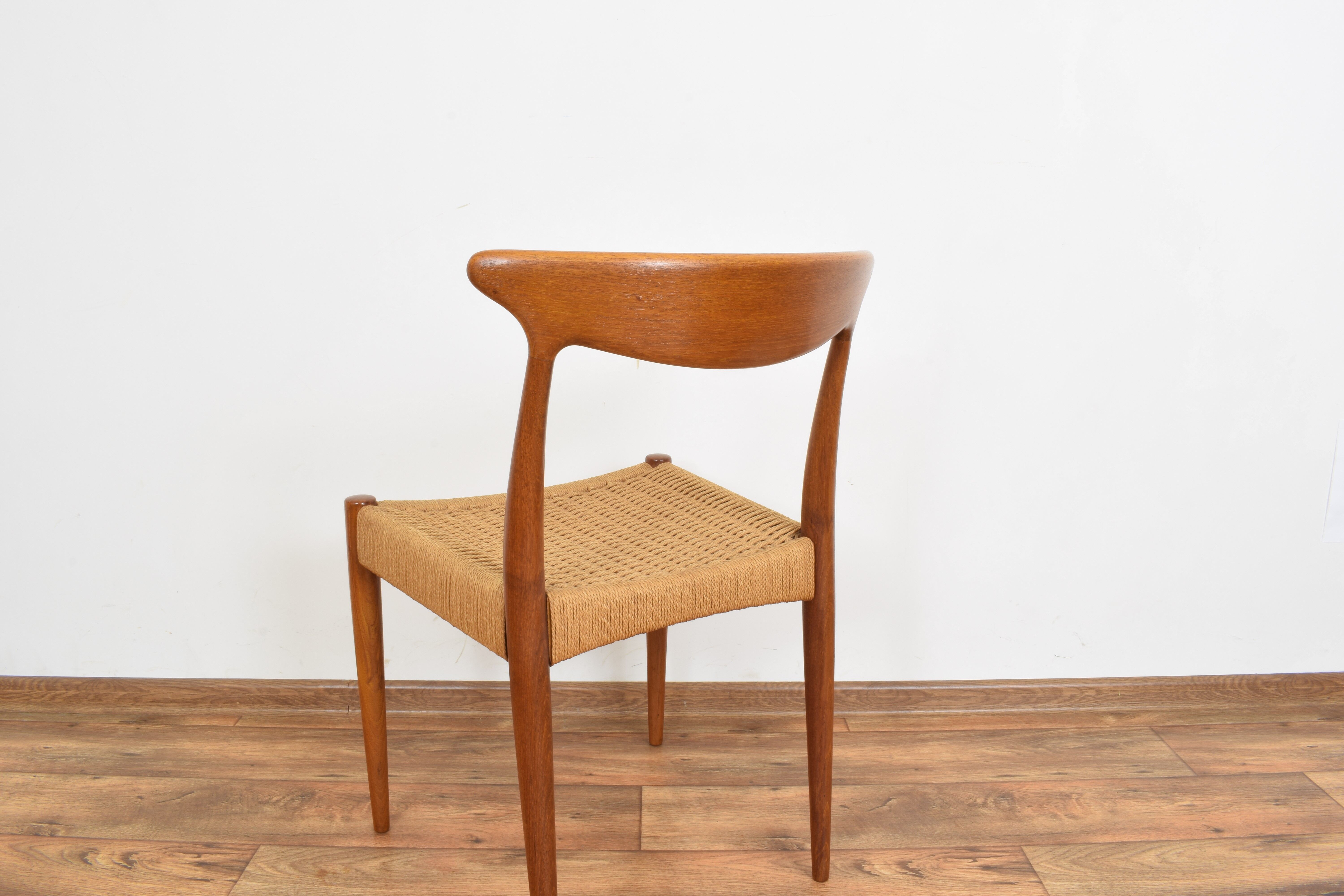 Dining chairs by Arne Hovmand-Olsen for Mogens-Kold, 1950