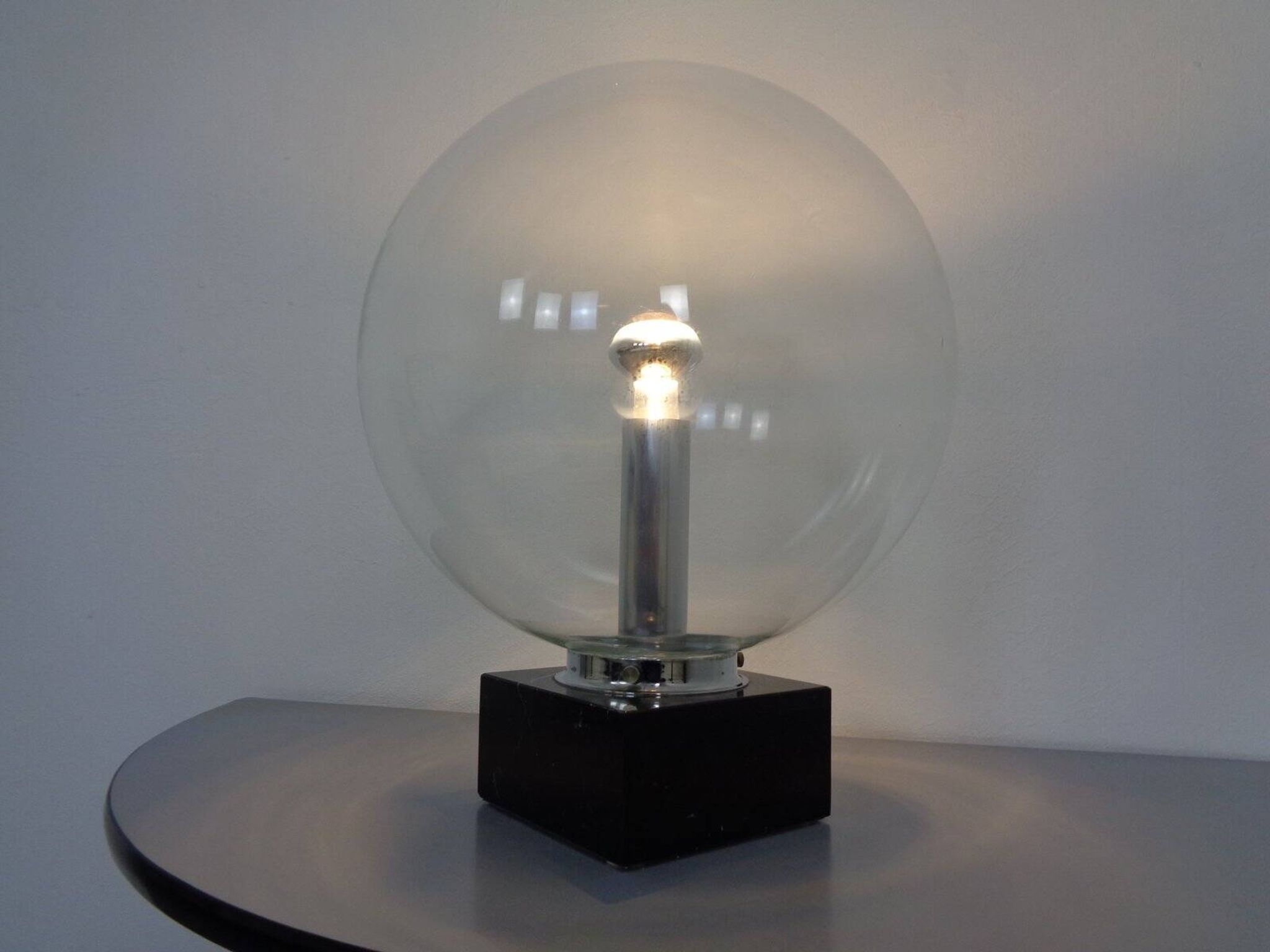 Large glass globe and marble table lamp from Erco, 1960s.