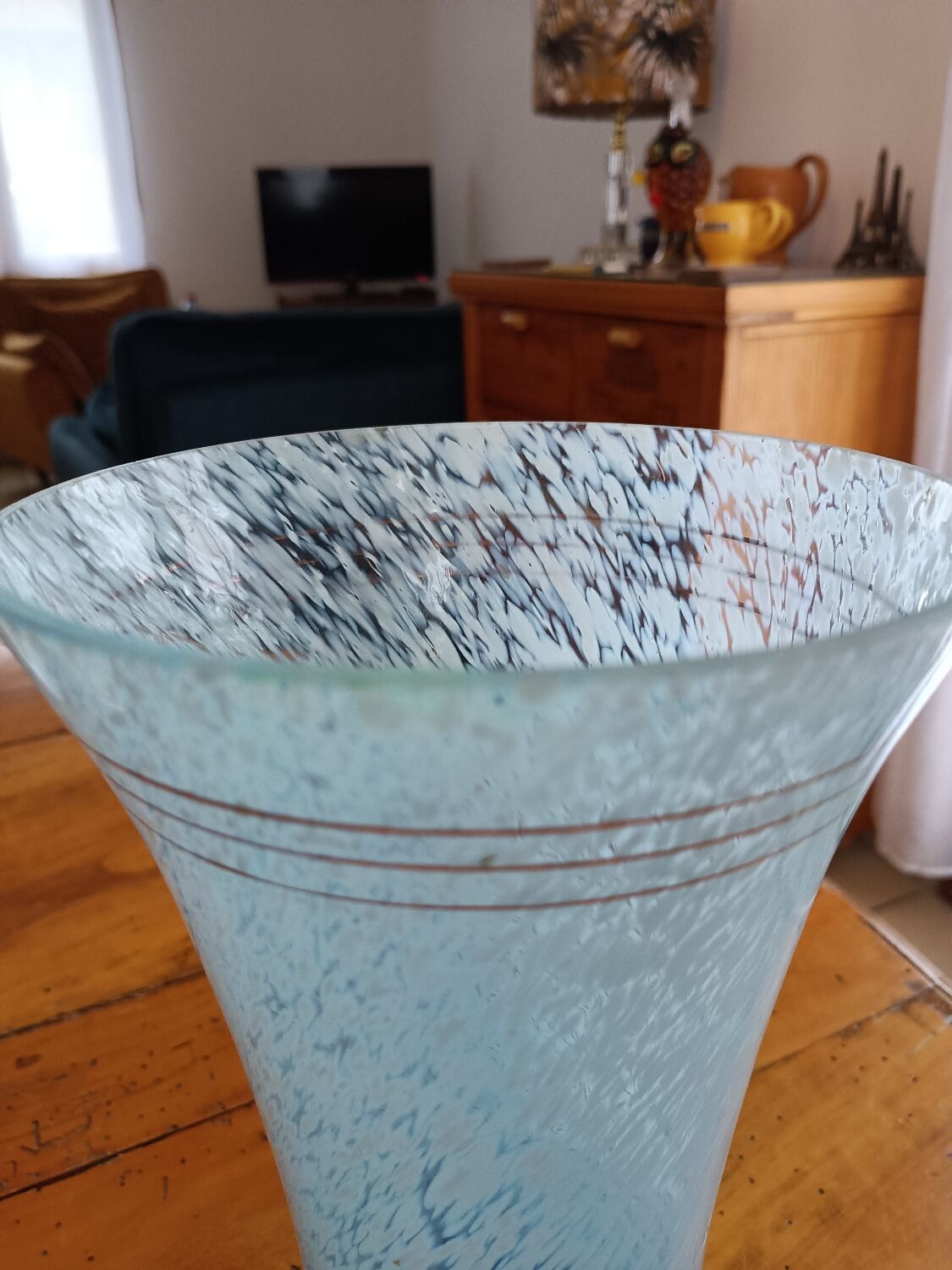 Art Deco vase in the style of Clichy