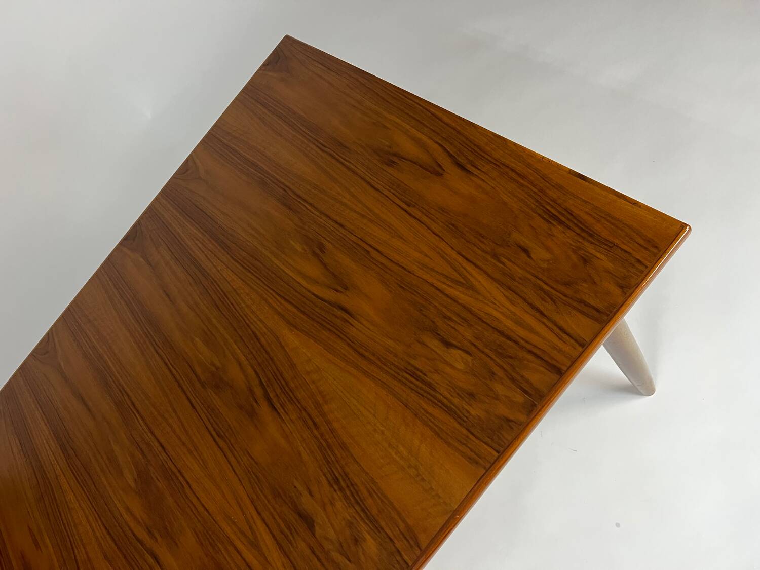 Mid-century dining table walnut vintage 60s Extandable