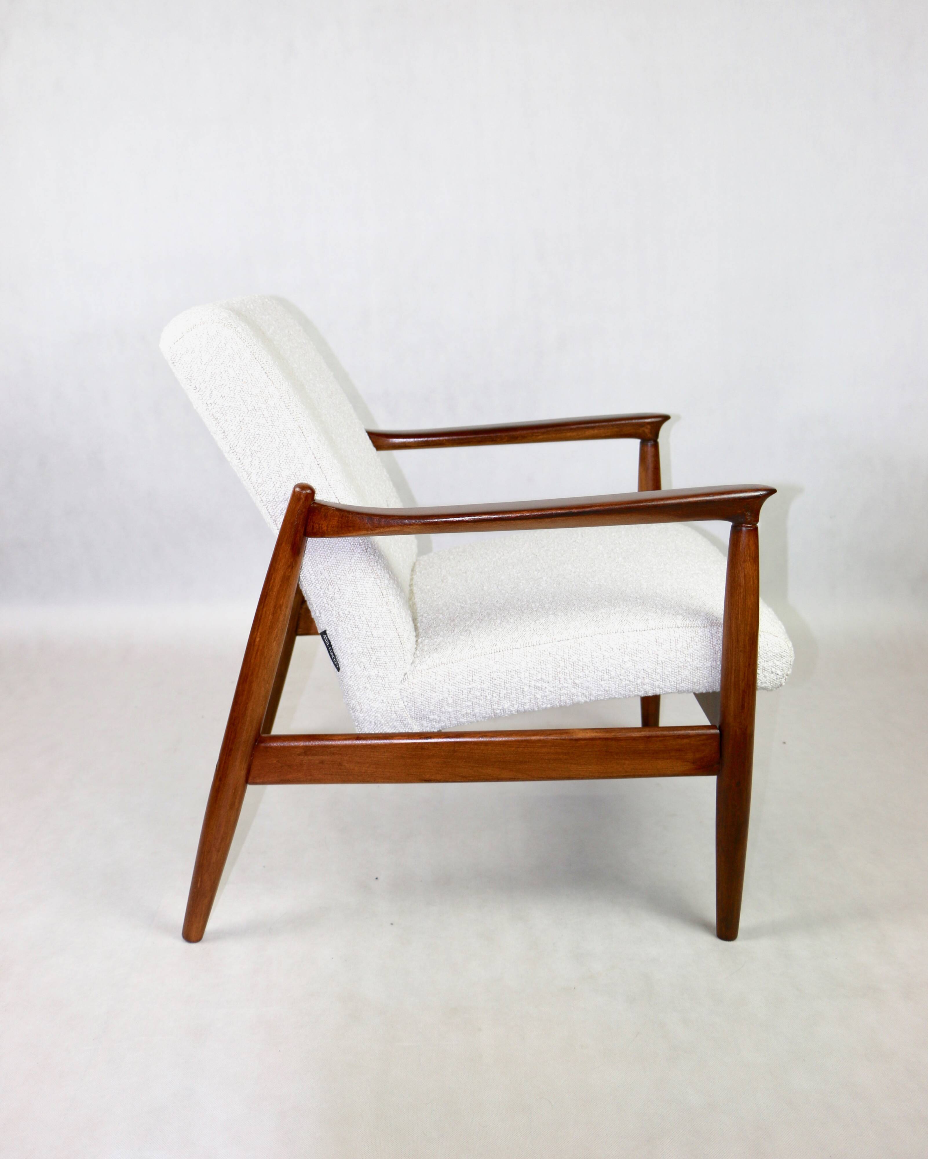 GFM-64 armchair, design by Edmund Homa from the 60s, white boucle