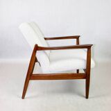 GFM-64 armchair, design by Edmund Homa from the 60s, white boucle