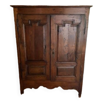 Small oak wardrobe