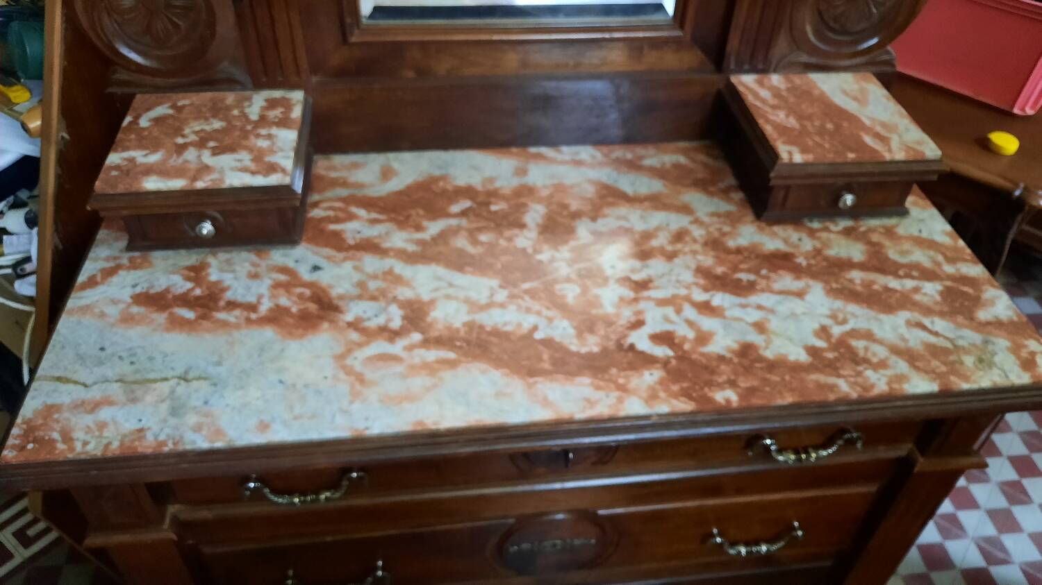 Dressing table chest of drawers