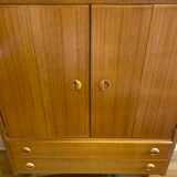 TV stand from the 50s, 2 drawer, 2 accordion doors. Perfect condition.