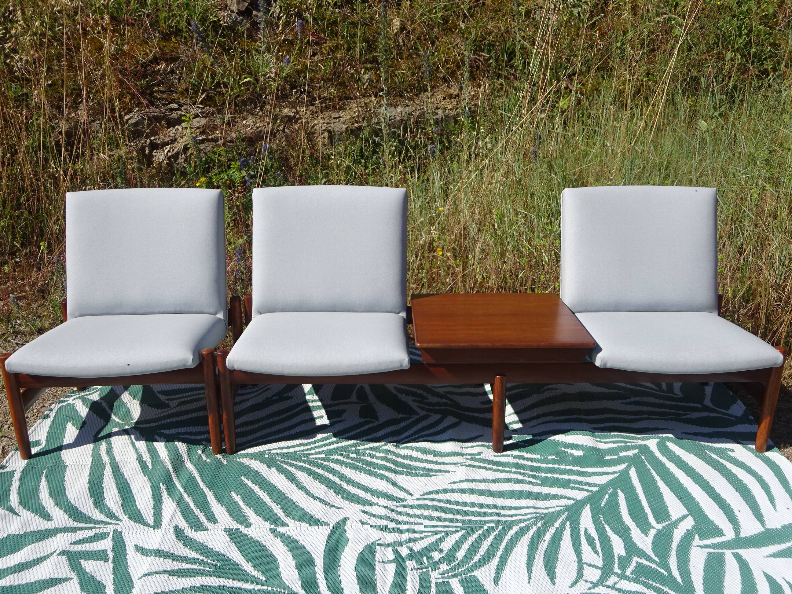 Karl Sørlie & Sønner 3-seater modular bench and coffee table