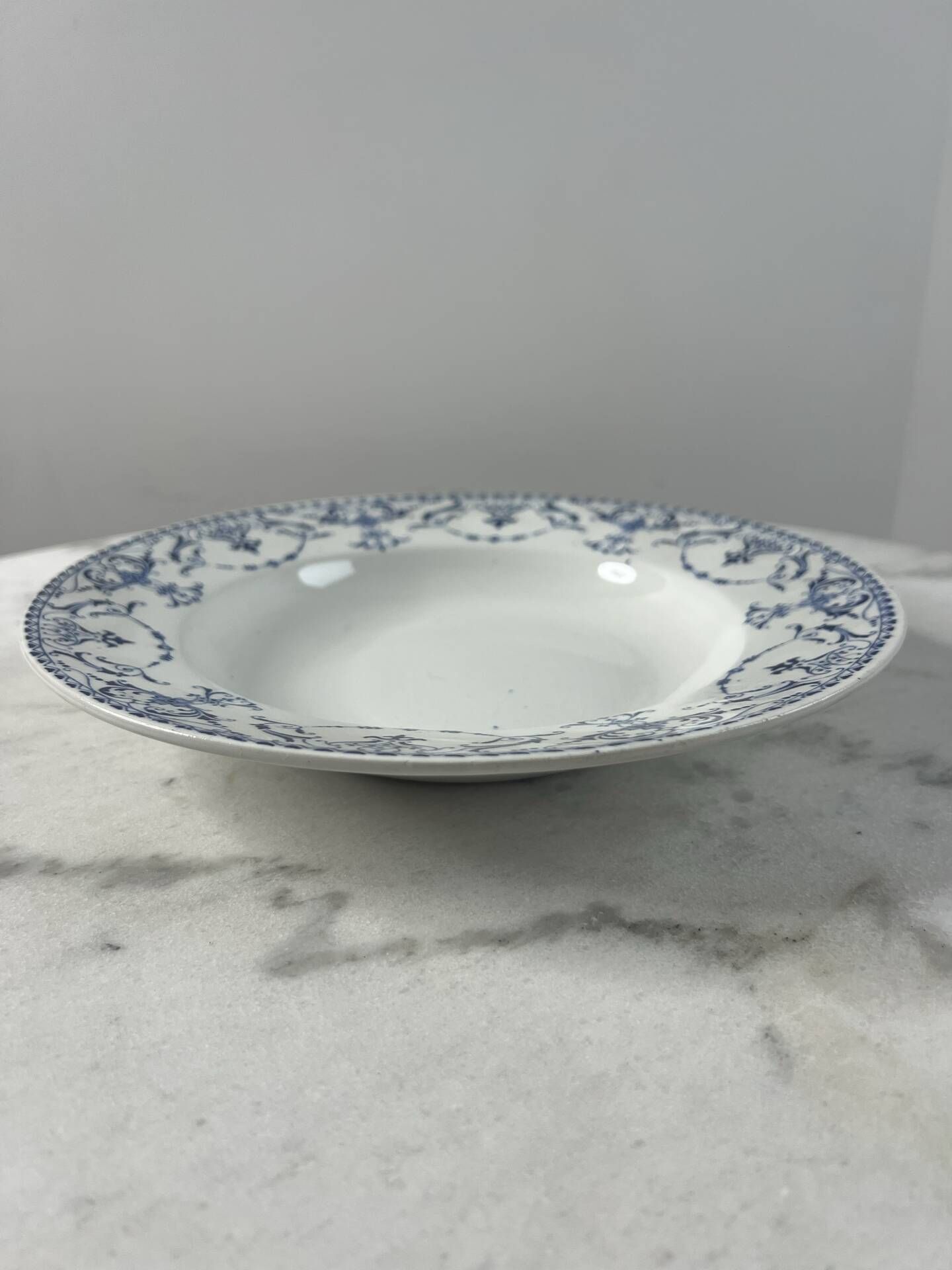 Iron earth hollow plate Lunéville KG Collection Moustiers