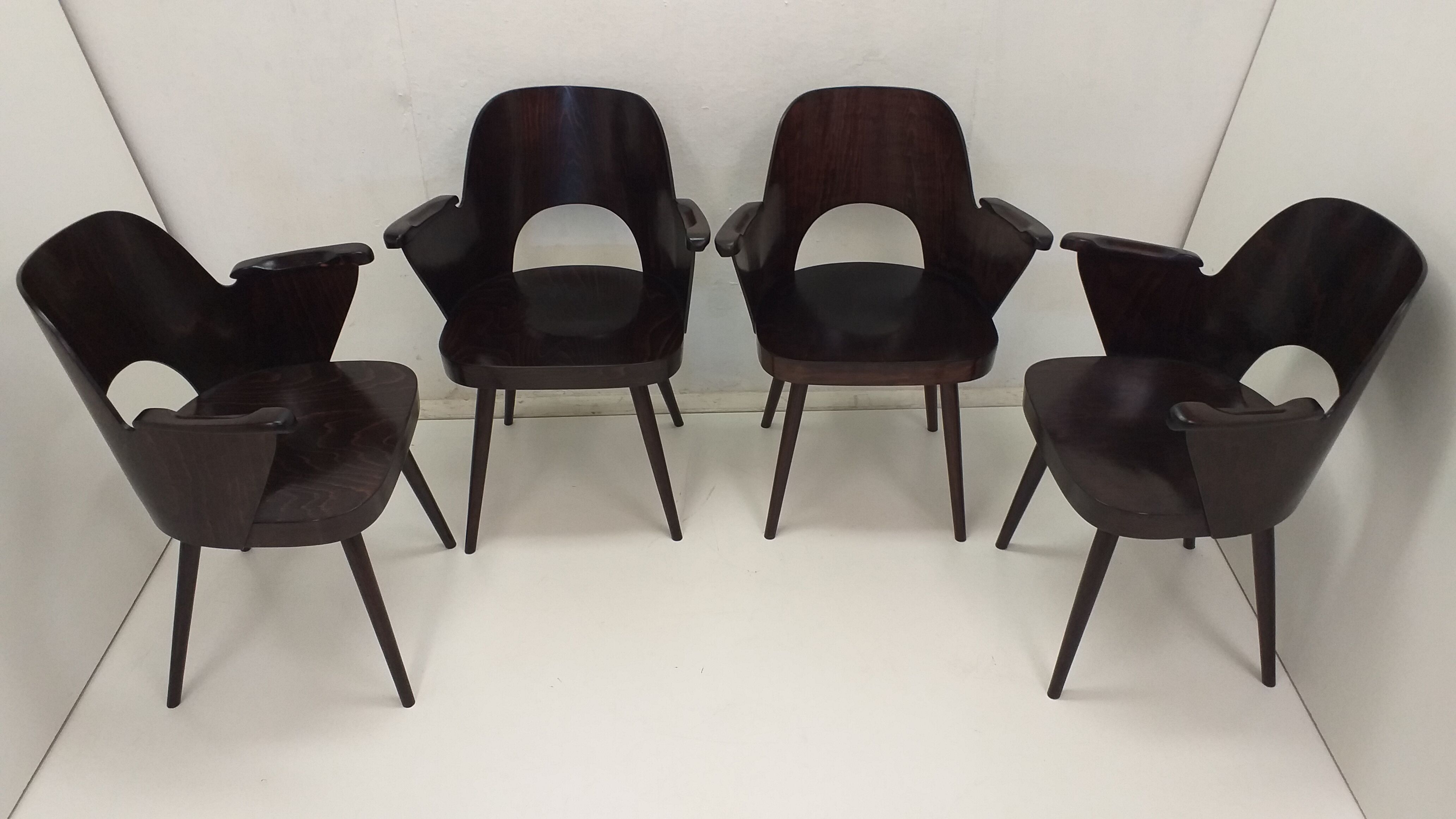 4 Oswald Haerdtl chairs for Ton, Czechoslovakia