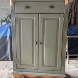 Small storage unit