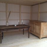 Farm table