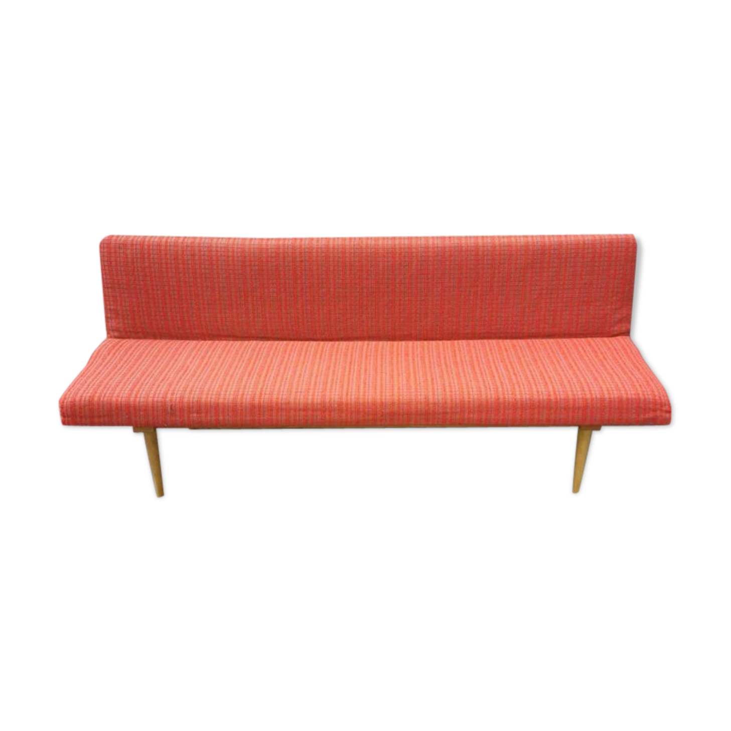 Day bed red fabric