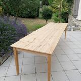 Farm table