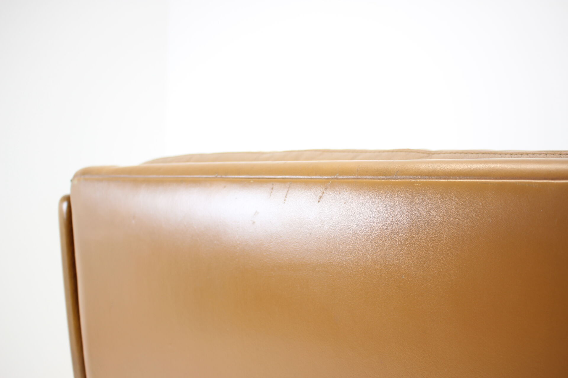 Eugen Schmidt set of 2 leather armchairs for Soloform
