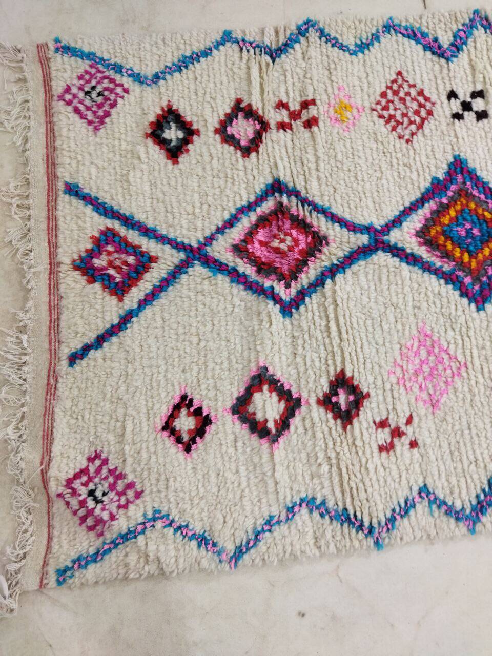 Handmade Moroccan Berber rug 253 X 143 CM